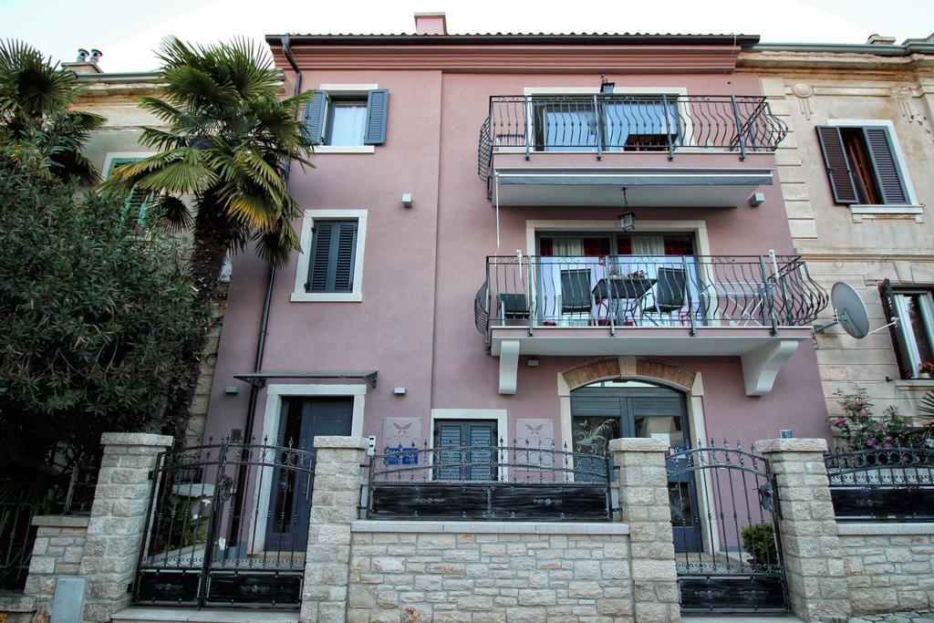 Kseni Accommodation Rovinj Exterior photo